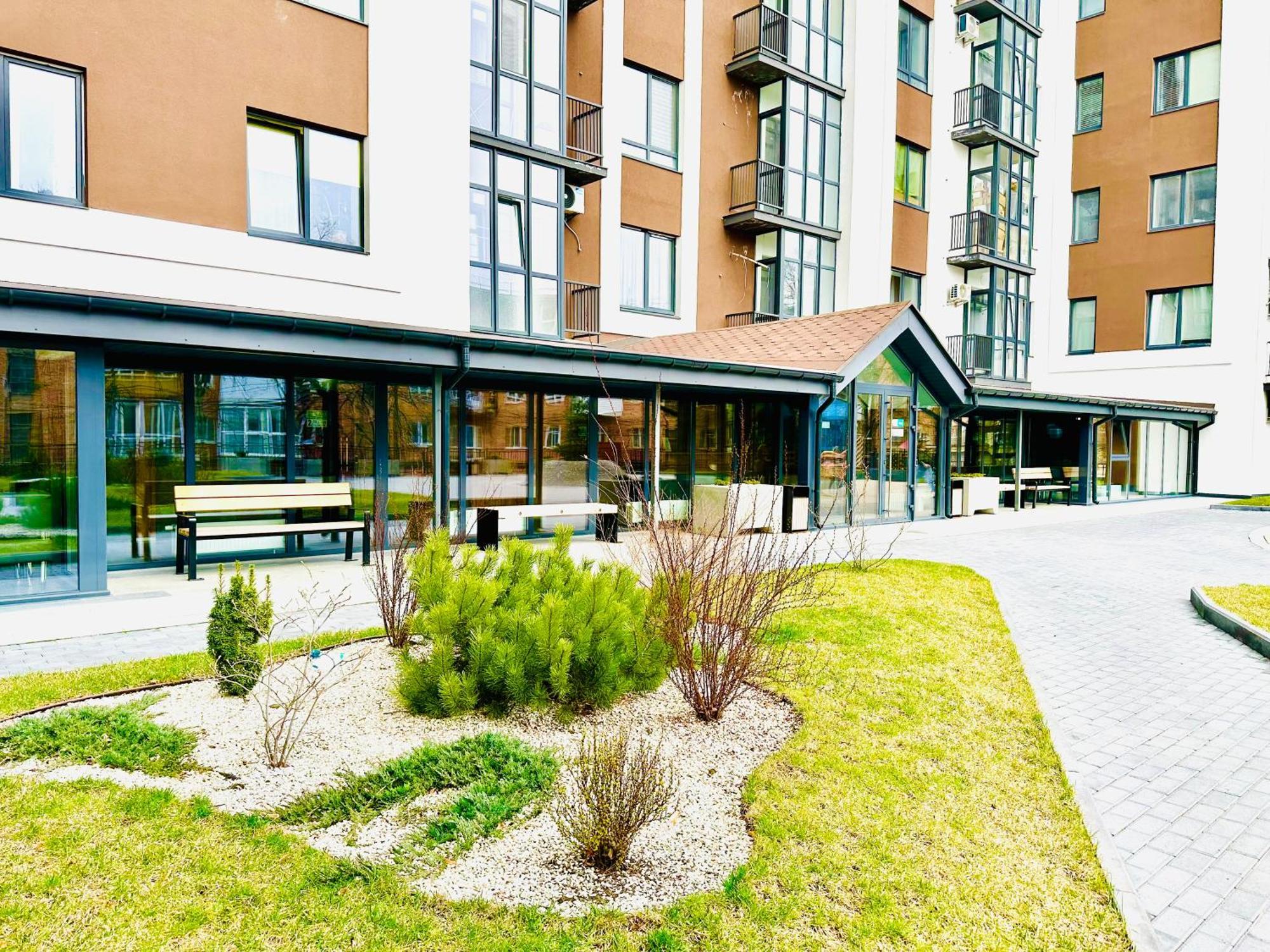 Comfortable Apartments With A Coffee Machine In The City Centre, Zlata Plaza Ровно Экстерьер фото